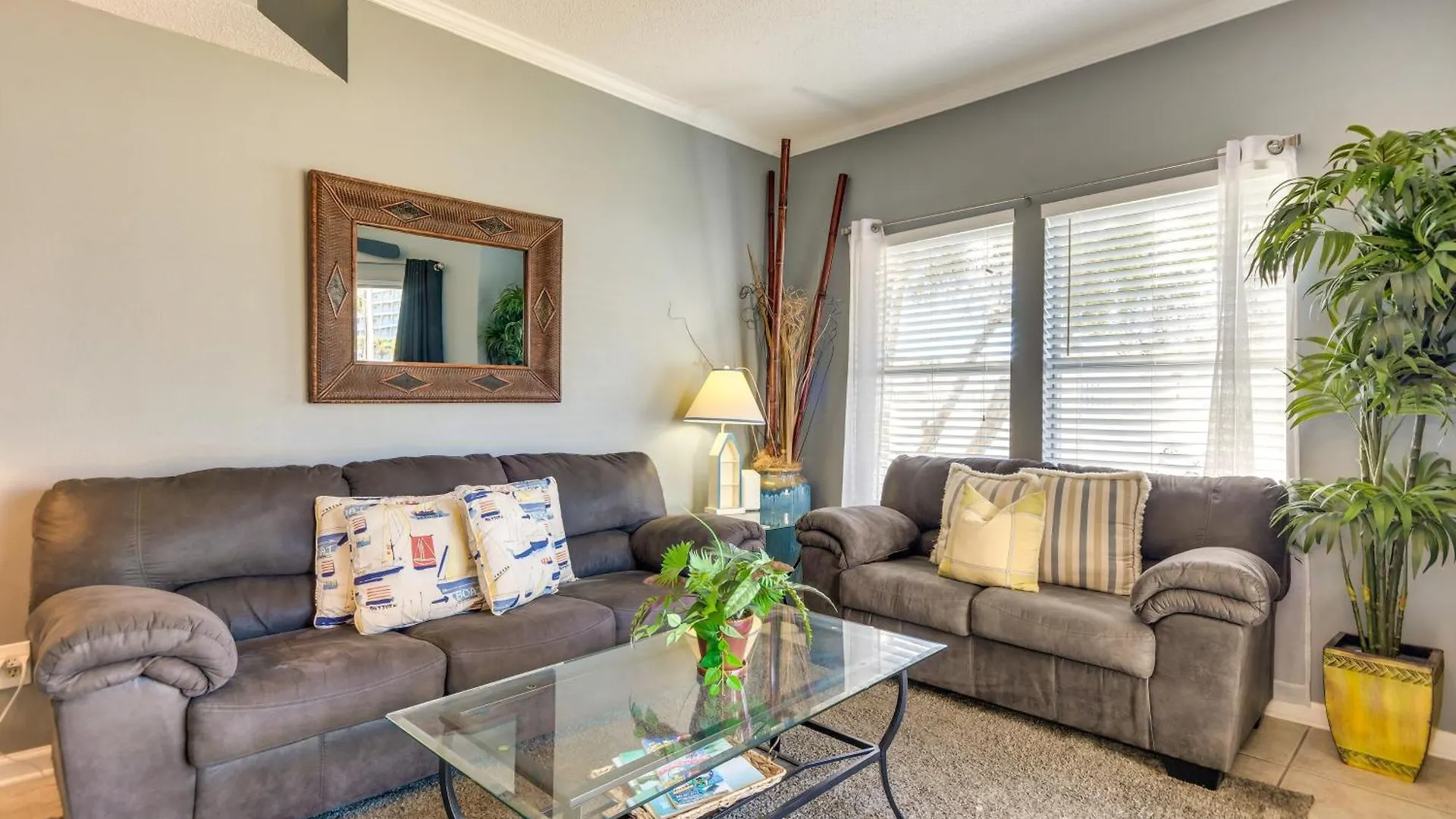 Destin Condo With Community Pools And Beach Access! contacts